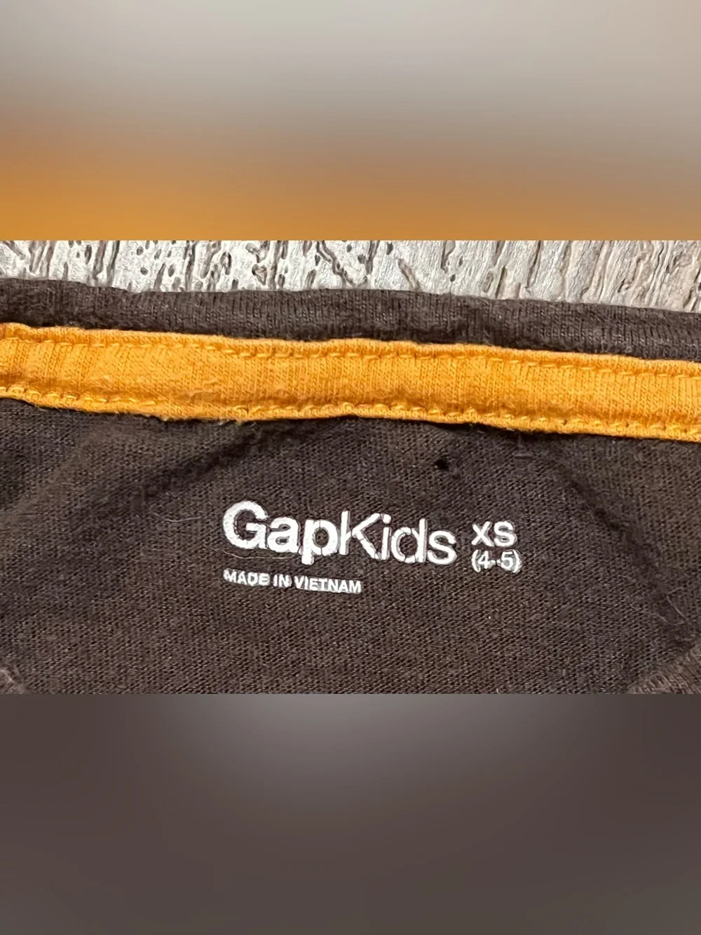 Gap Kids Girls XS 4-5 Smiles Are Free Graphic T-Shirt Black Rainbow